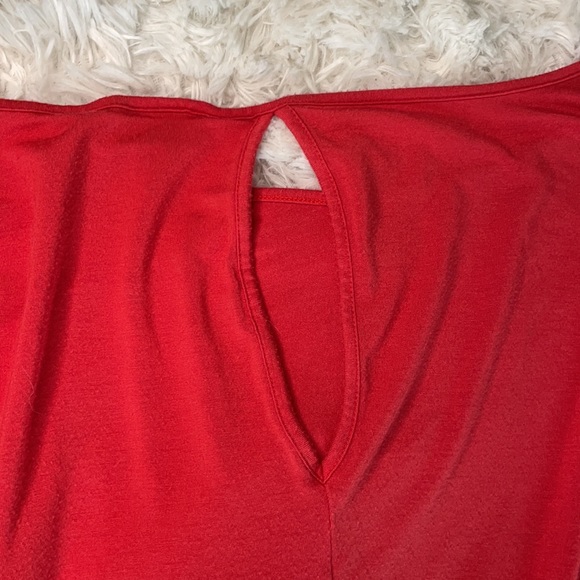 Banana Republic‎ Red 3/4 Sleeve - Size Small - Picture 3 of 8